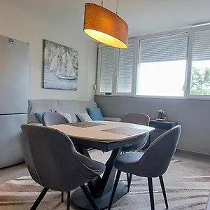 apartments-zara-zadar-23000-2.hotelinzadar.com/